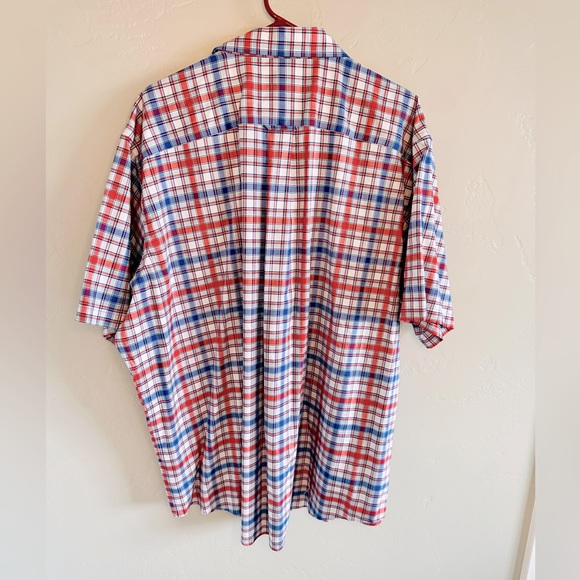 Cabela's Short Sleeve Button Up Plaid Red/White/Blue XXL NWT - Picture 4 of 8
